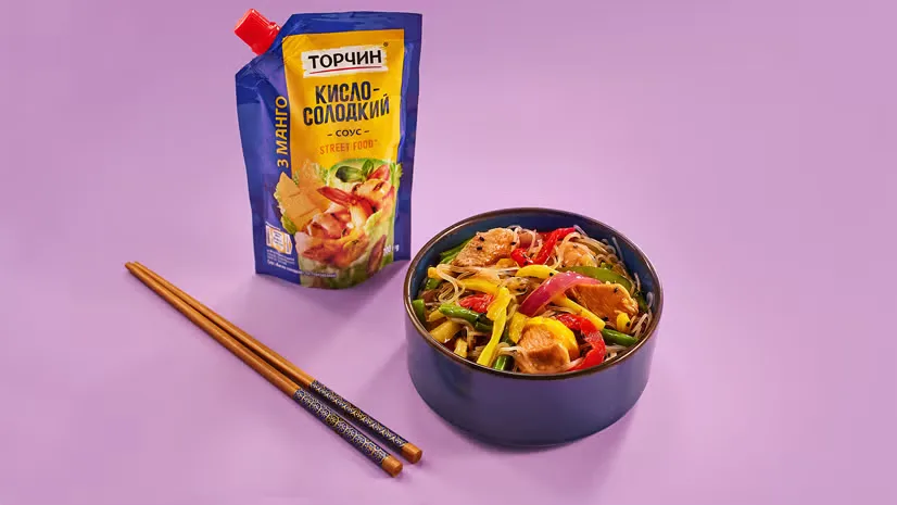 Рецепт смачної фунчози з куркою